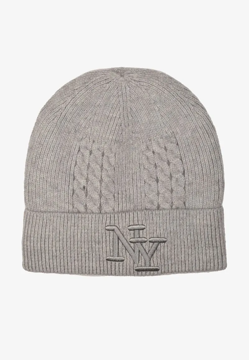 Szara Czapka Beanie z Ozdobnymi Literami z Przodu Fetture